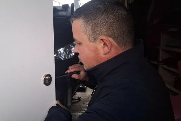 Lock installation